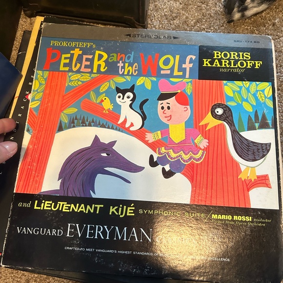 Set of 5 Vintage children’s Vinyl records - Picture 2 of 5